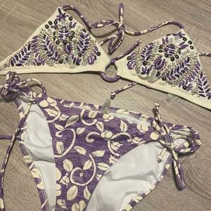 Victoria’s Secret String Bikini NWOT Top XS and Bottoms S
